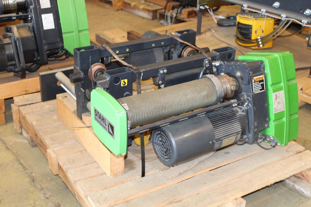 FOR SALE: Stahl Crane Systems 2 Ton Capacity (4,000 lbs.) Electric Wire Rope Hoist 